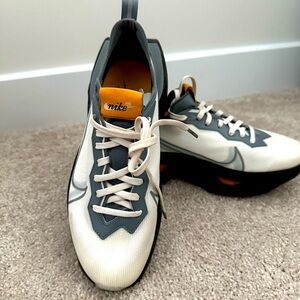 Nike ZoomX Vista Grind Pale Ivory W - Size 7.5